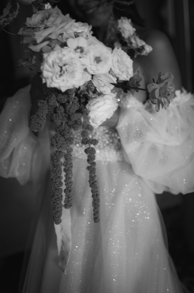 editorial bridal flowers