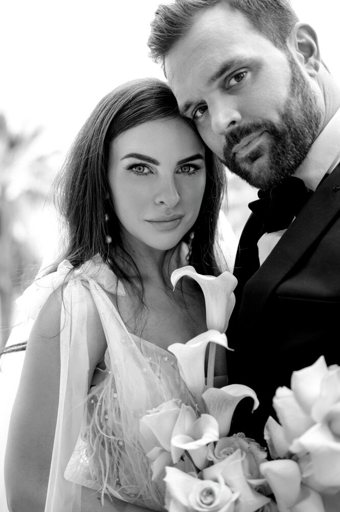 Elegant bride & groom Isola del Garda Italy